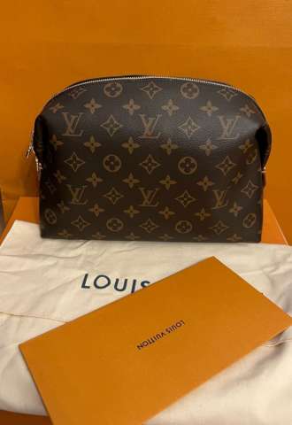 https://vipluxury.sk/Louis Vuitton Pouch GM