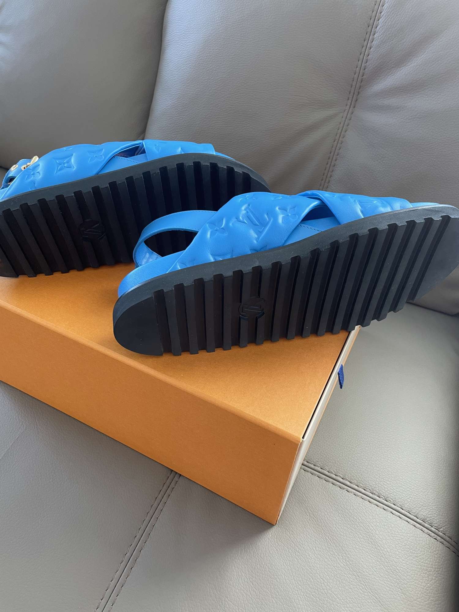 Louis Vuitton vel.41