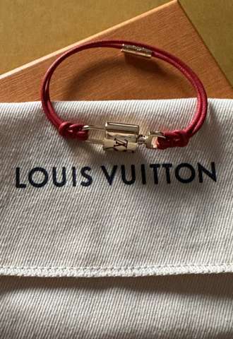 https://vipluxury.sk/Louis Vuitton padlock rouge naramok