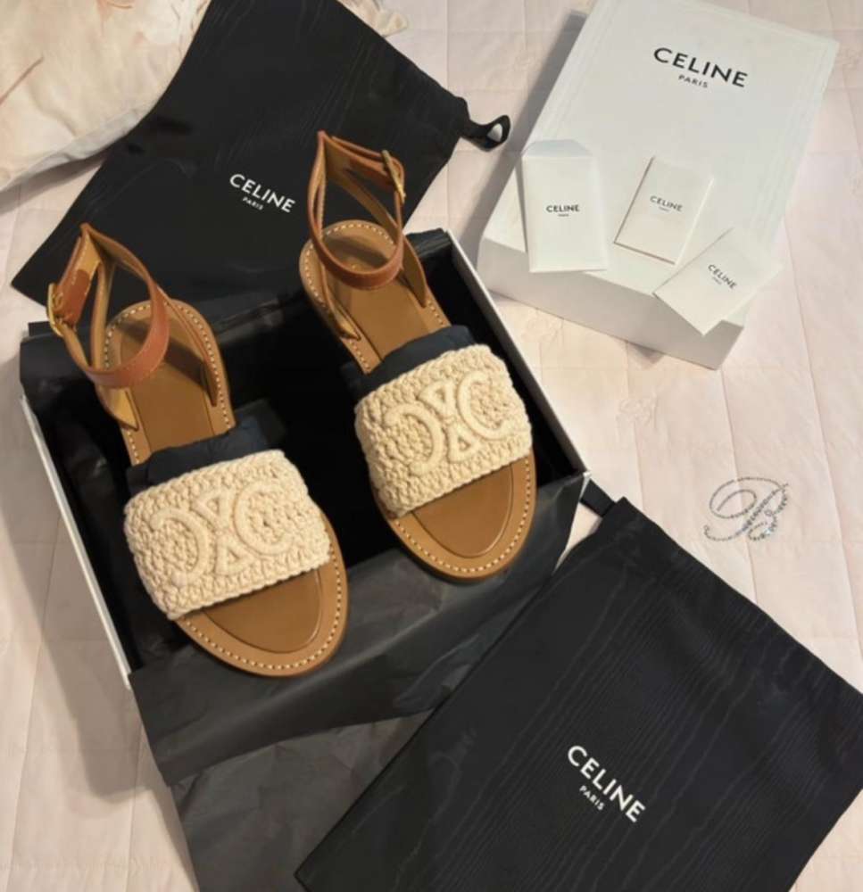 Celine sandalky