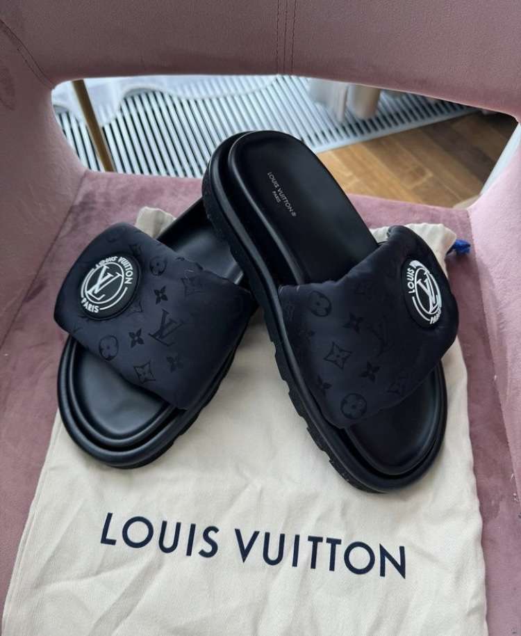 Louis Vuitton slapky