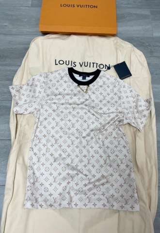 https://vipluxury.sk/Louis Vuitton tričko
