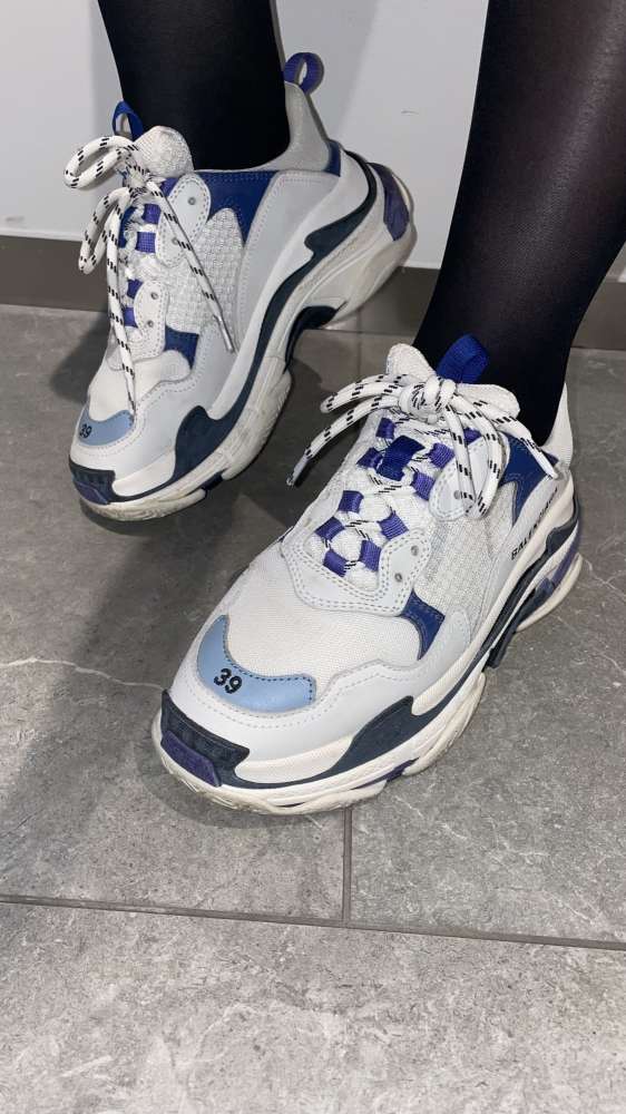 Balenciaga triple s