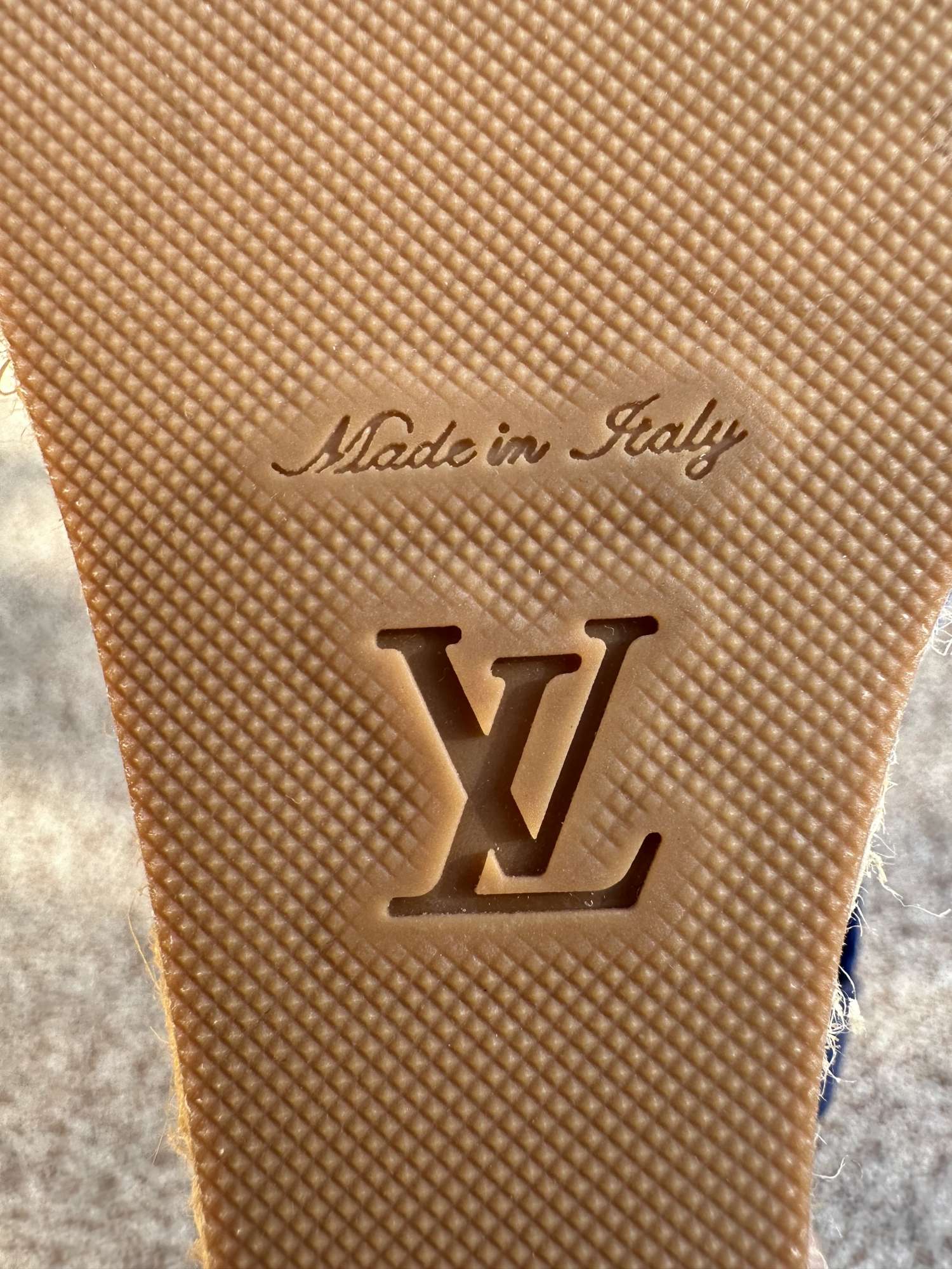 Louis Vuitton sandalky