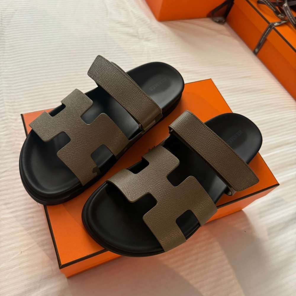 Hermes Chypre slapky