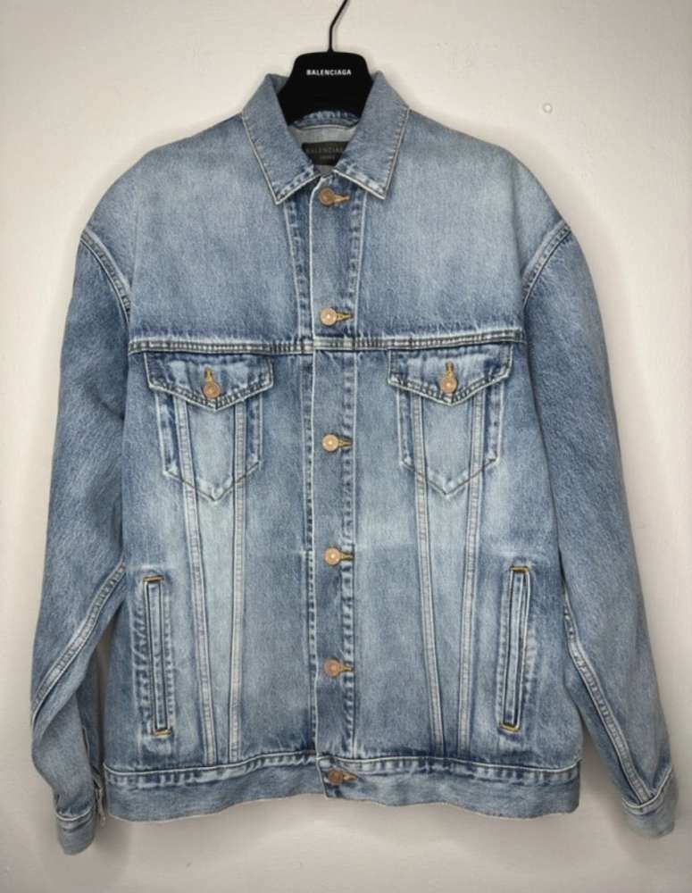 Balenciaga riflova bunda