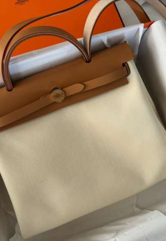 https://vipluxury.sk/Hermes Herbag 31