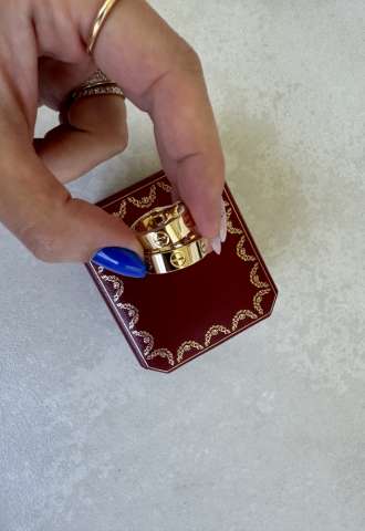 https://www.vipluxury.sk/Uplne nove Love nausnice znacky Cartier!
