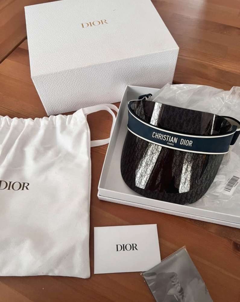 Christian Dior šilt