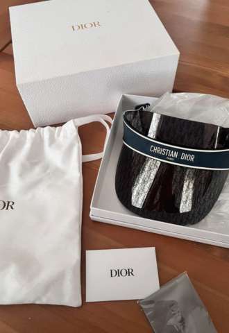 https://vipluxury.sk/Christian Dior šilt