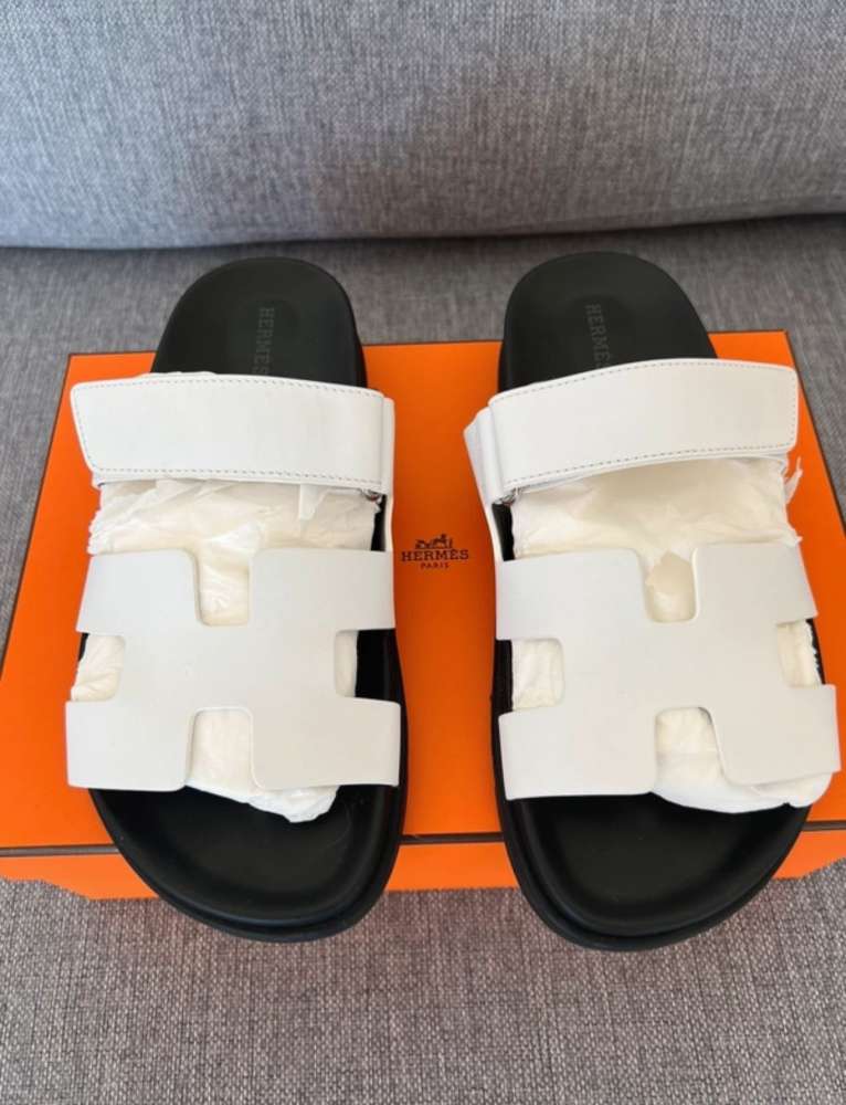 Hermes Chypre slapky