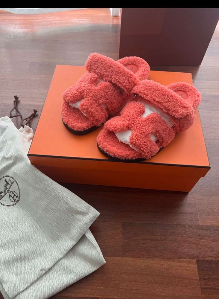 Hermes Chypre fluffy slapky