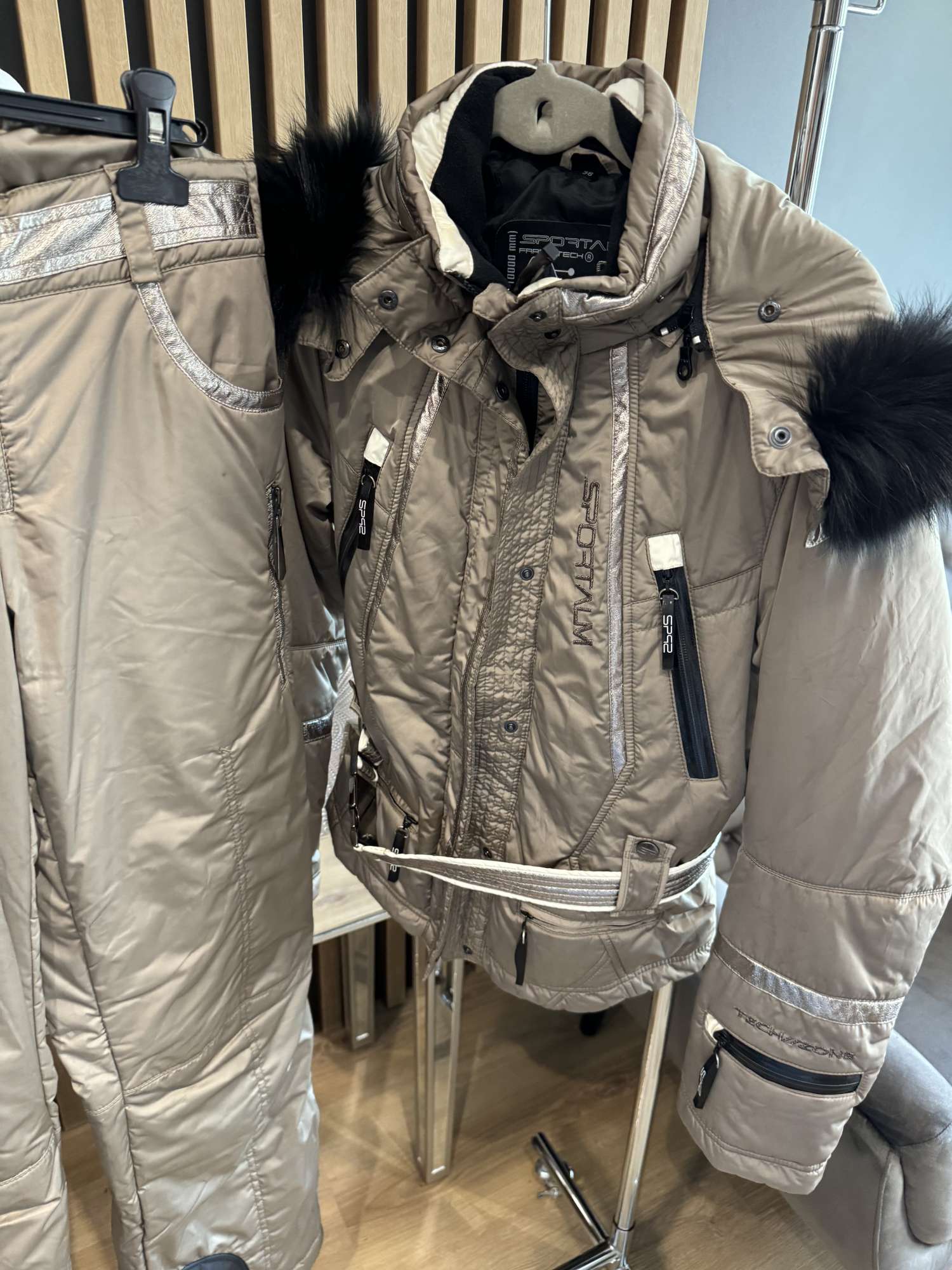 Sportalm lyziarska suprava