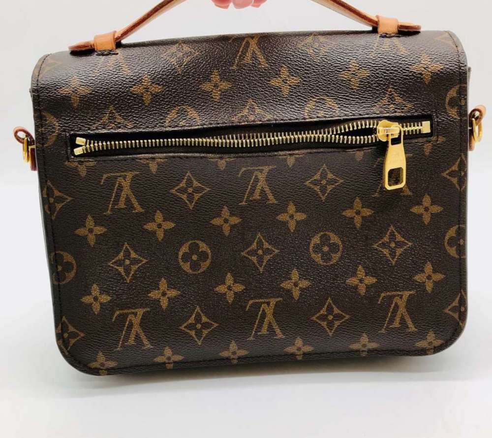 Louis Vuitton Metis Monogram