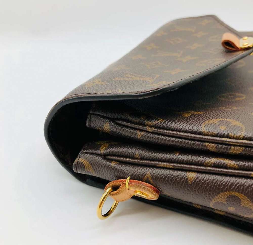 Louis Vuitton Metis Monogram