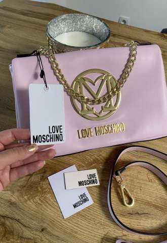 https://vipluxury.sk/Love Moschino rúžová kabelka