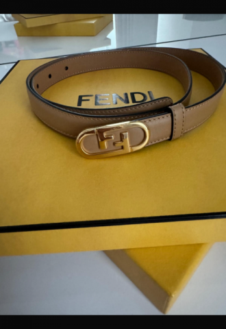 https://vipluxury.sk/Fendi opasok