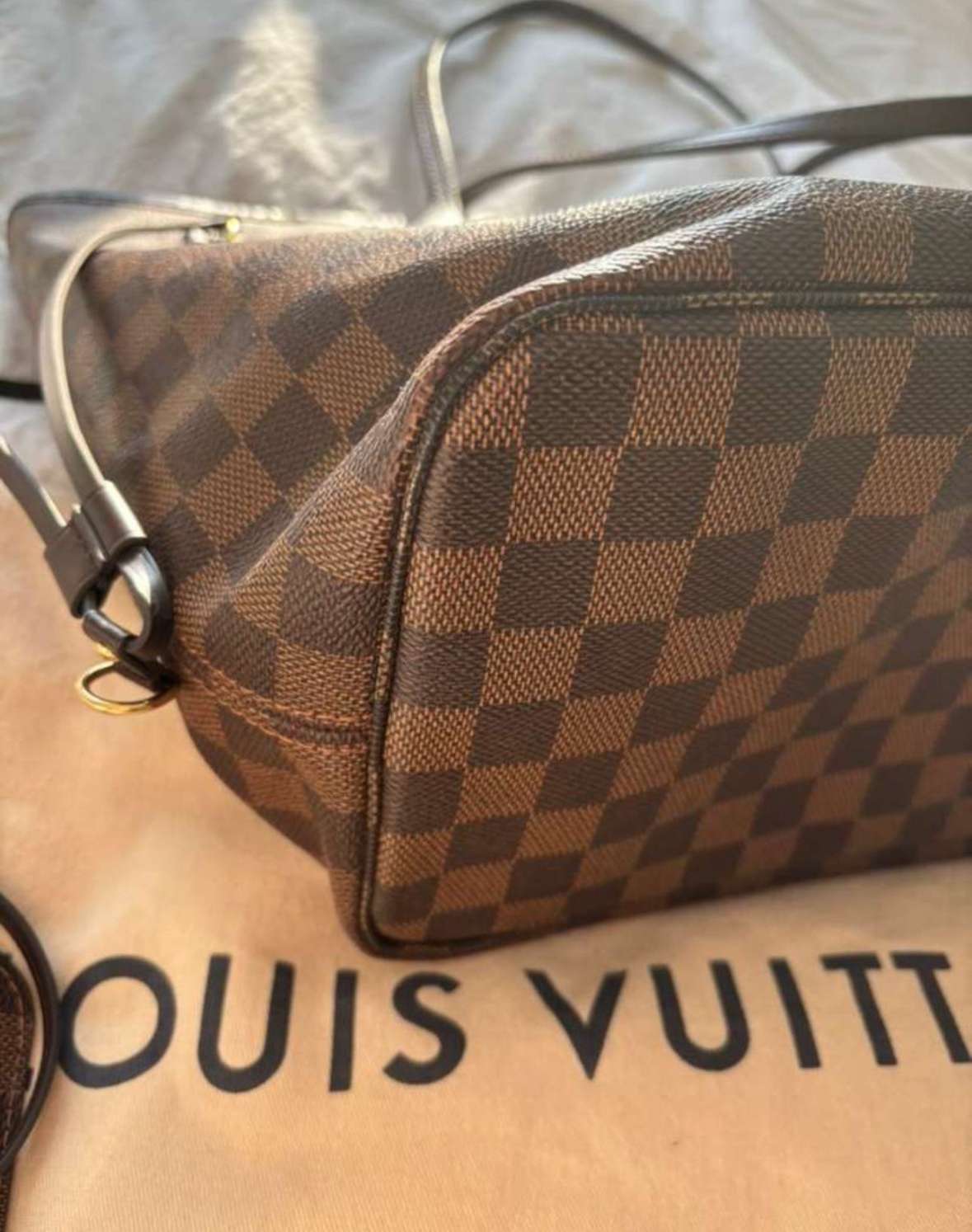 Louis Vuitton Neverull MM