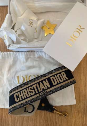 https://vipluxury.sk/Christian Dior strap