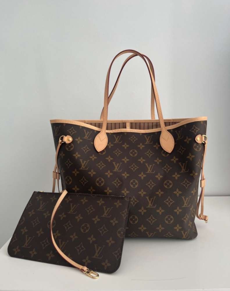 Louis Vuitton Neverfull MM Monogram