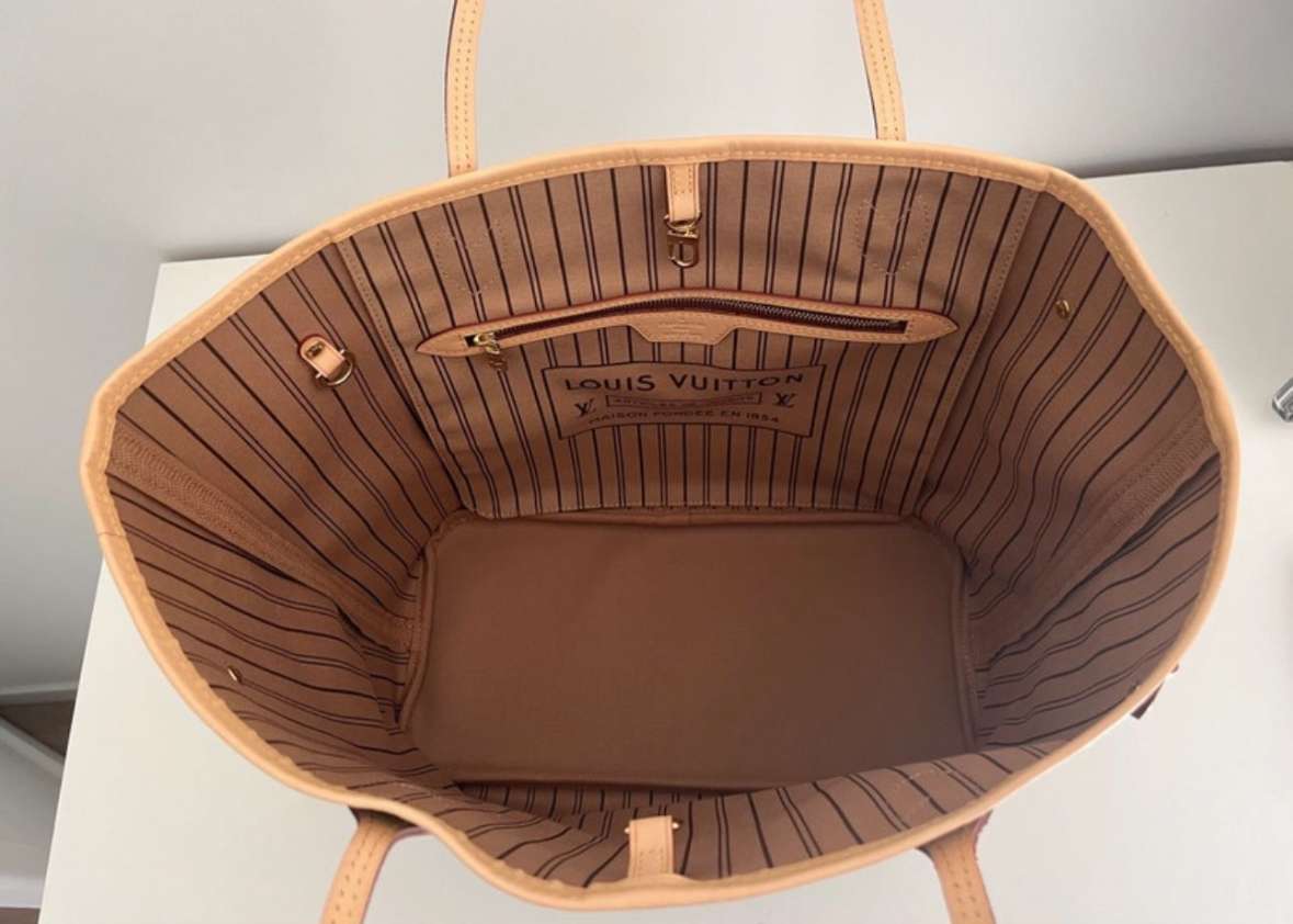 Louis Vuitton Neverfull MM Monogram