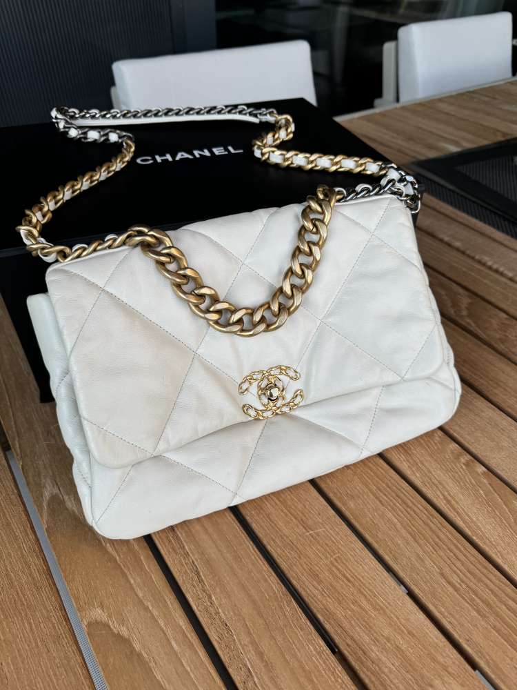 Chanel 19 kabelka