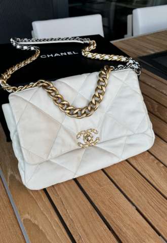 https://vipluxury.sk/Chanel 19 kabelka