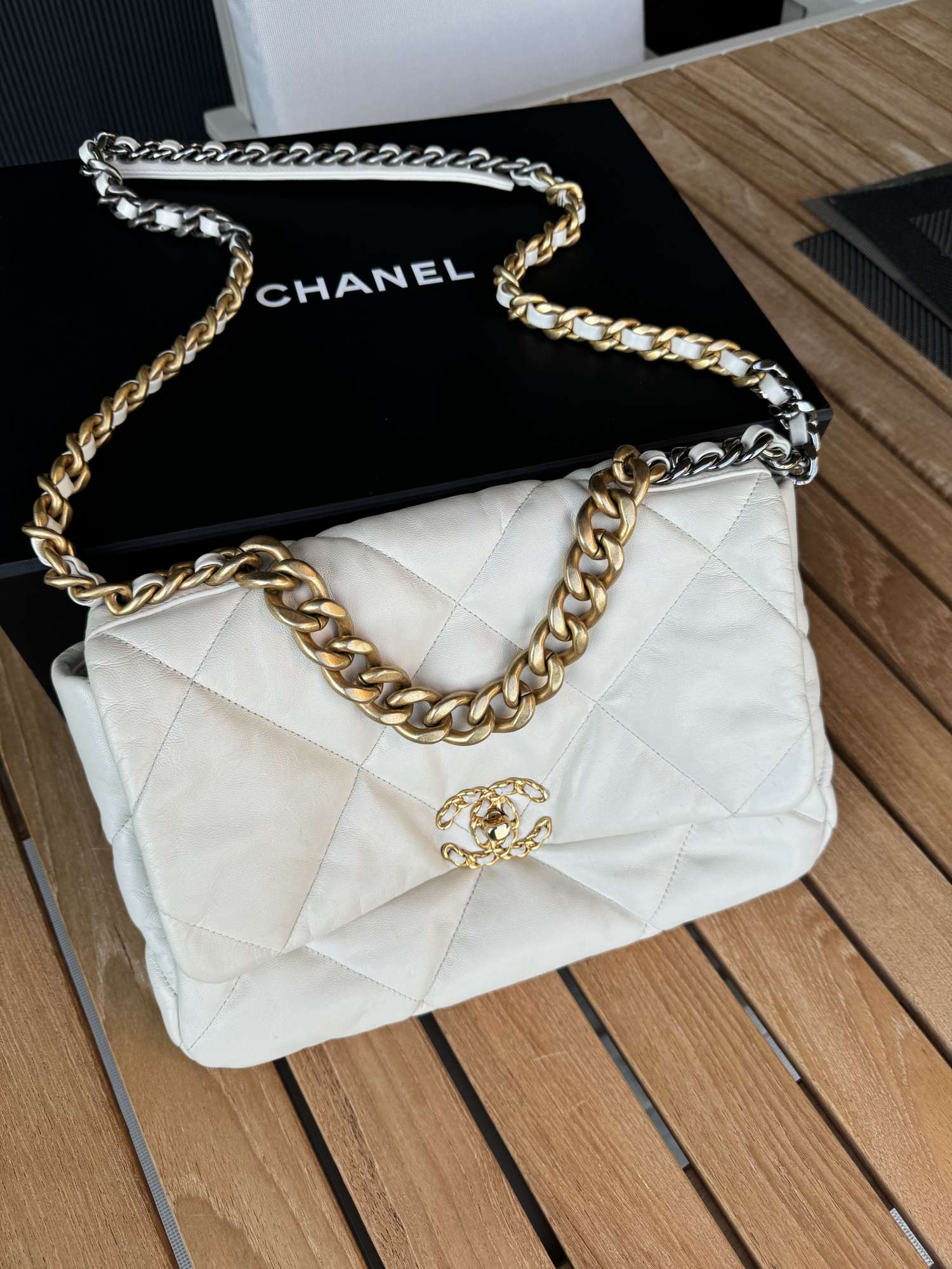Chanel 19 kabelka