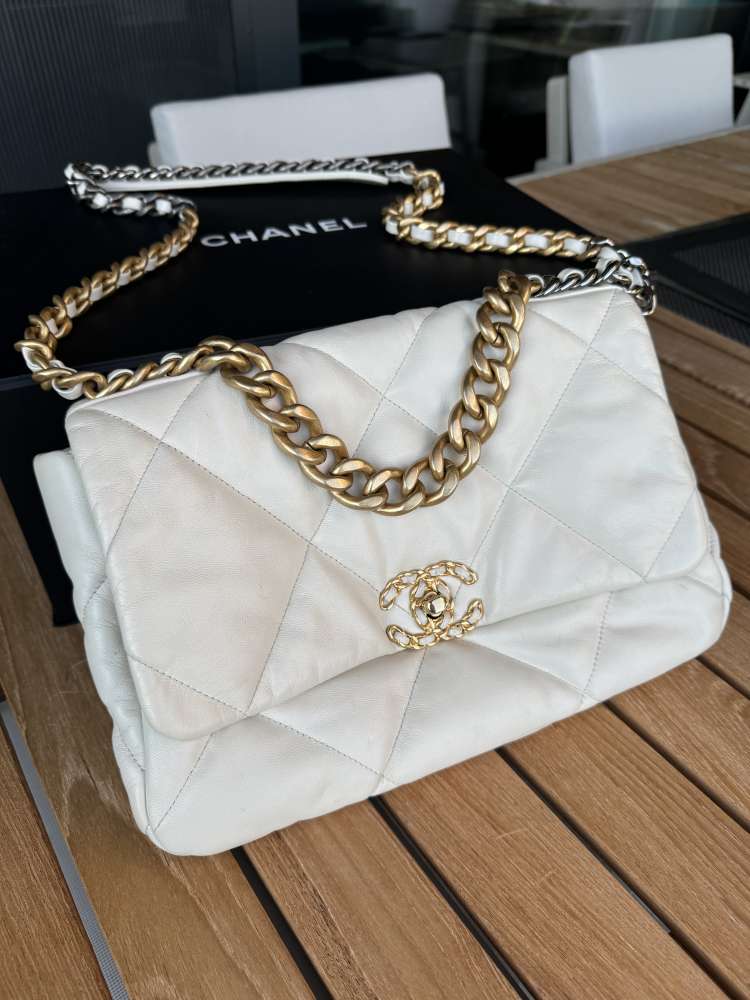Chanel 19 kabelka