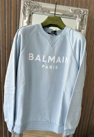 https://vipluxury.sk/Balmain mikina