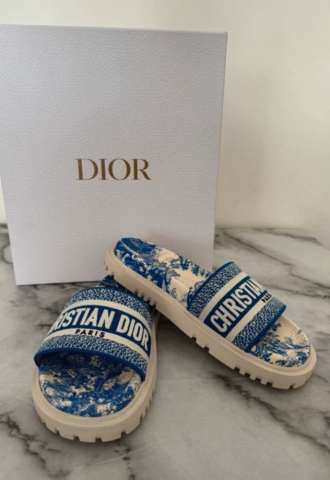 https://vipluxury.sk/Christian Dior šlapky