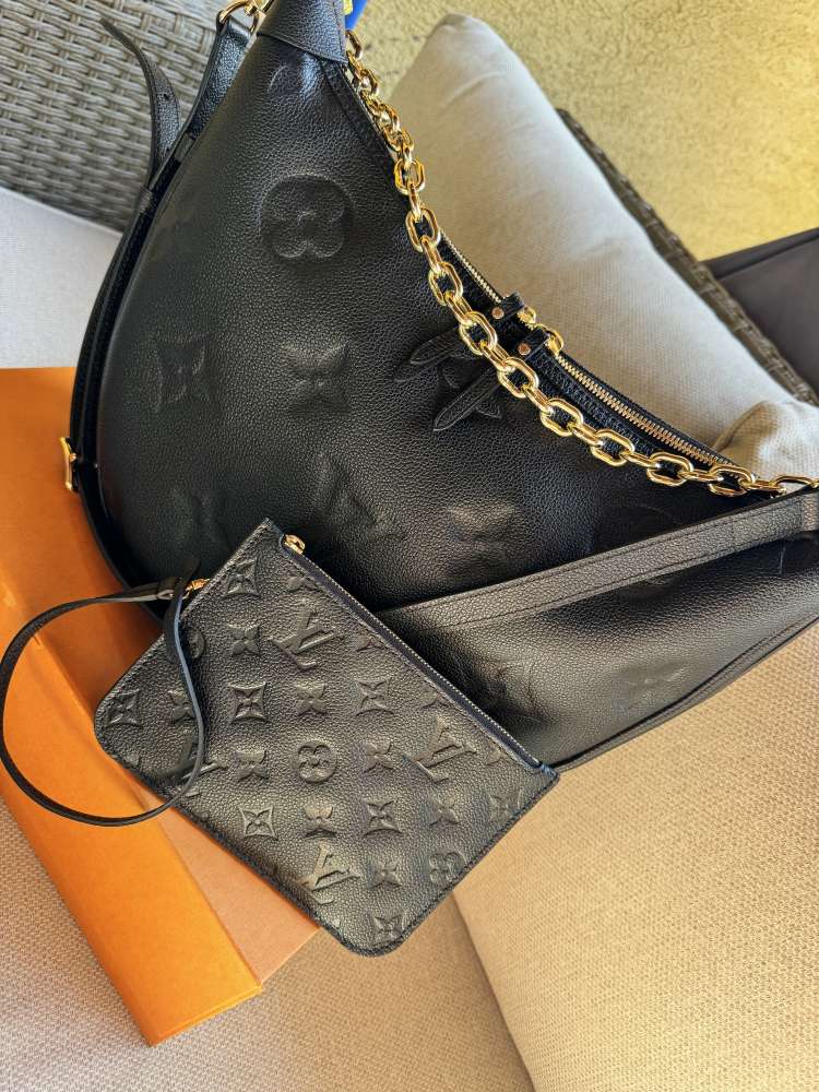 Louis Vuitton LOOP HOBO