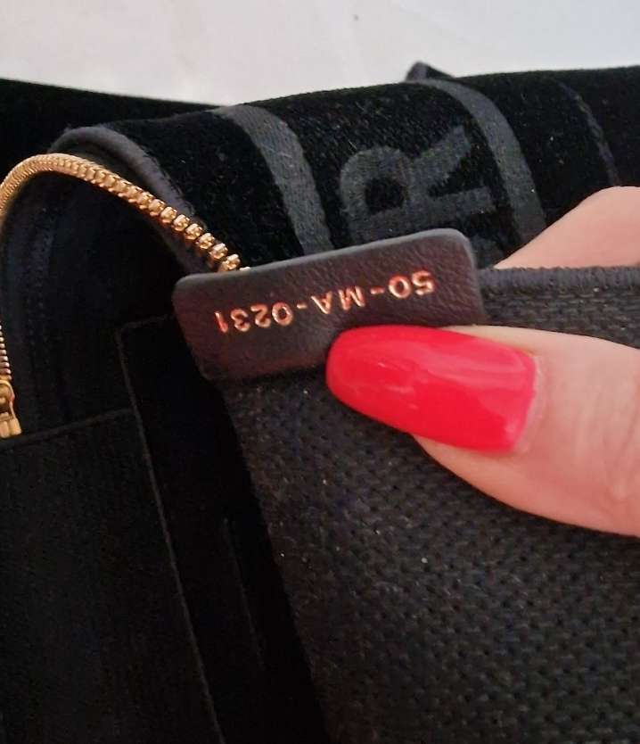 Zamatová cestovná taška Dior