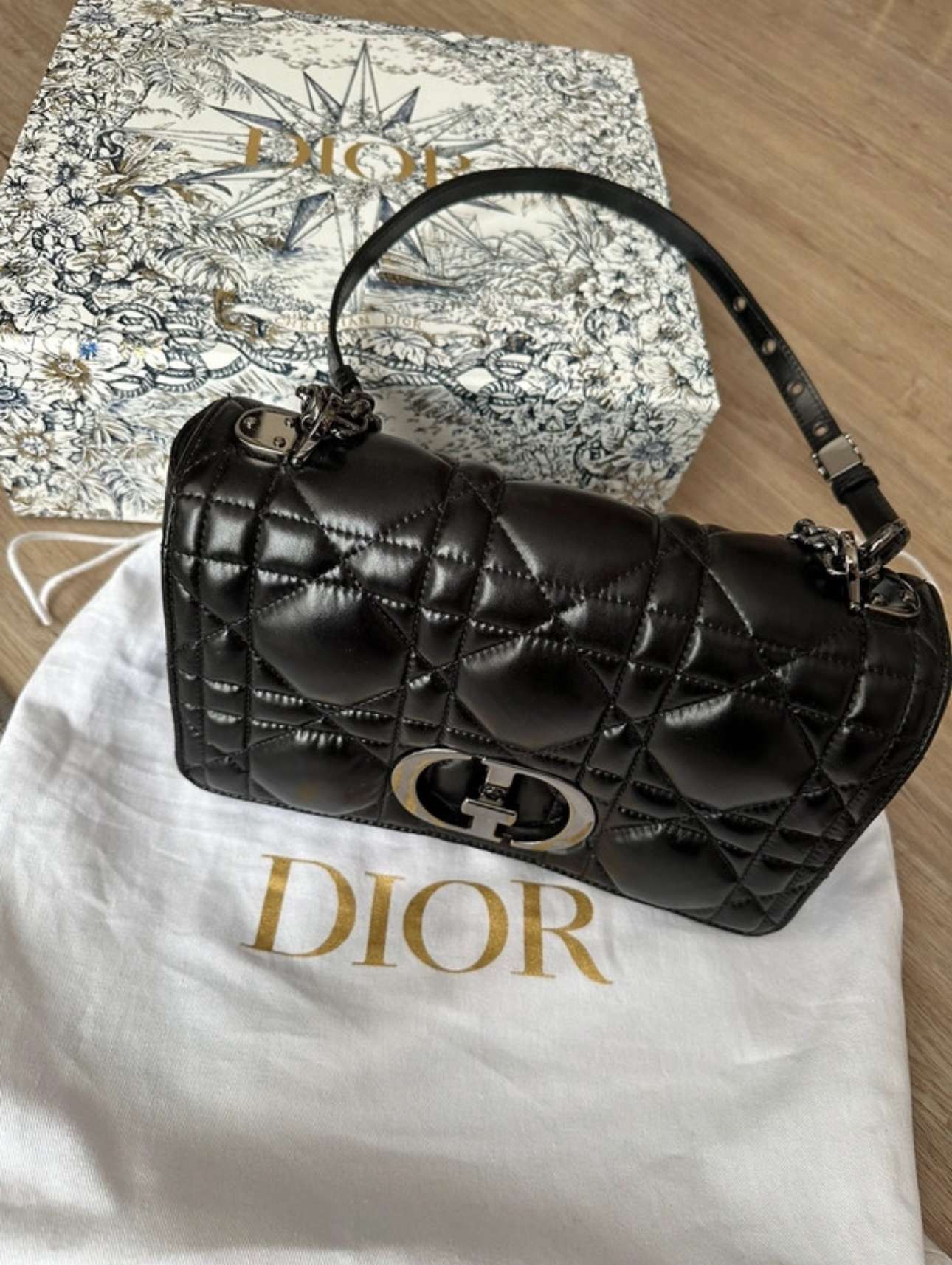 Dior Caro bag calfskin, vel. medium