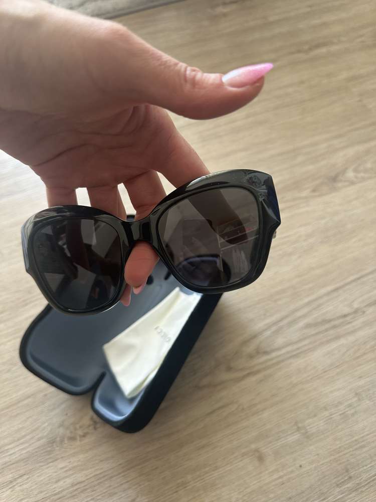 Sluneční brýle Gucci