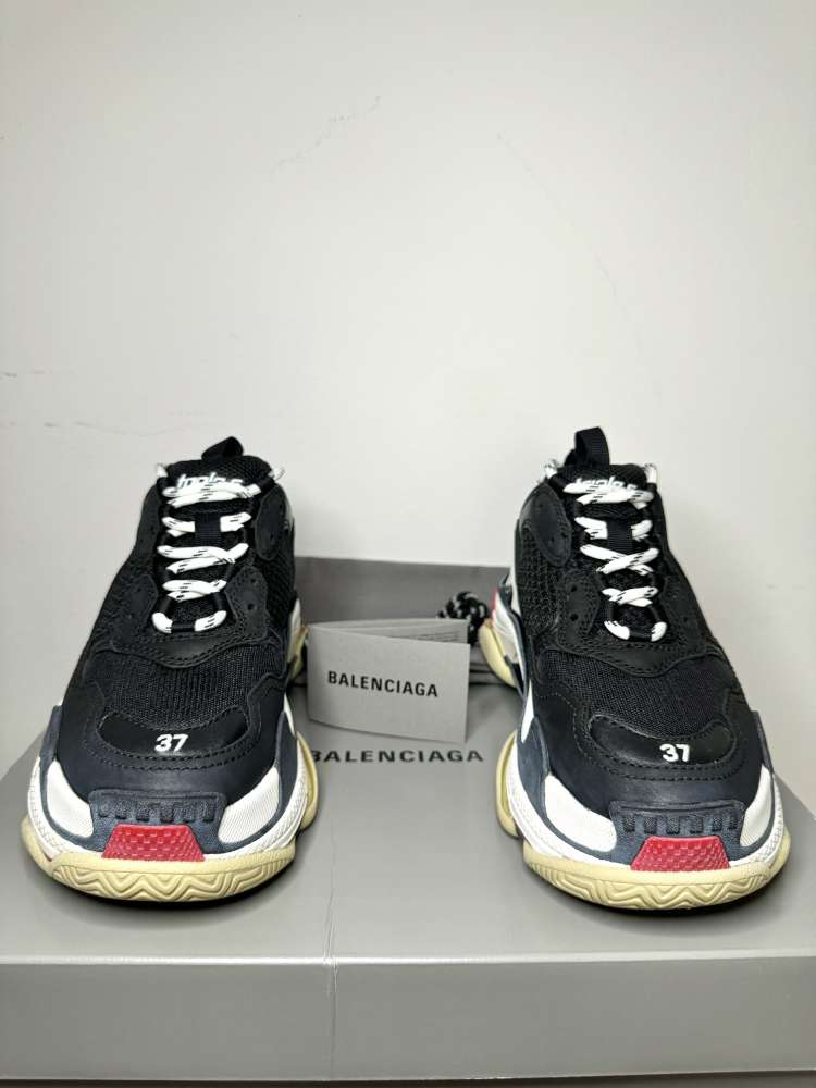 Balenciaga Triple S