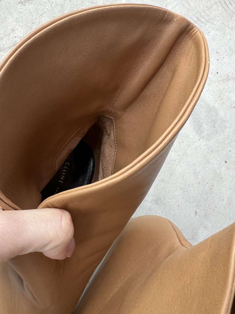 Celine kotnikove čižmičky