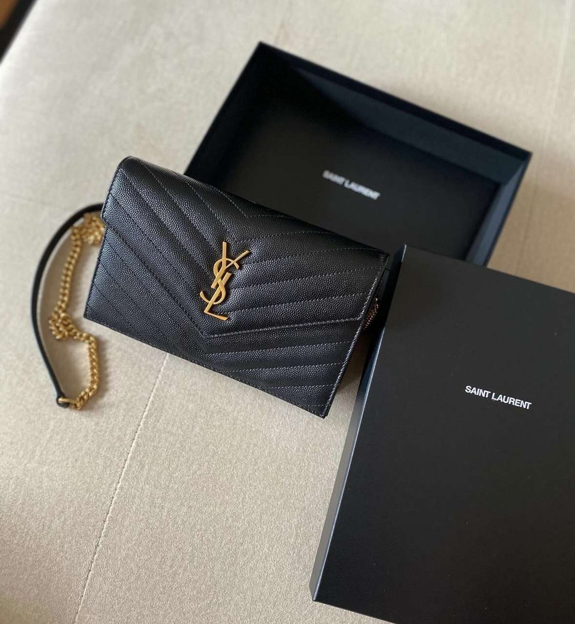 YSL Envelope Chain Wallet