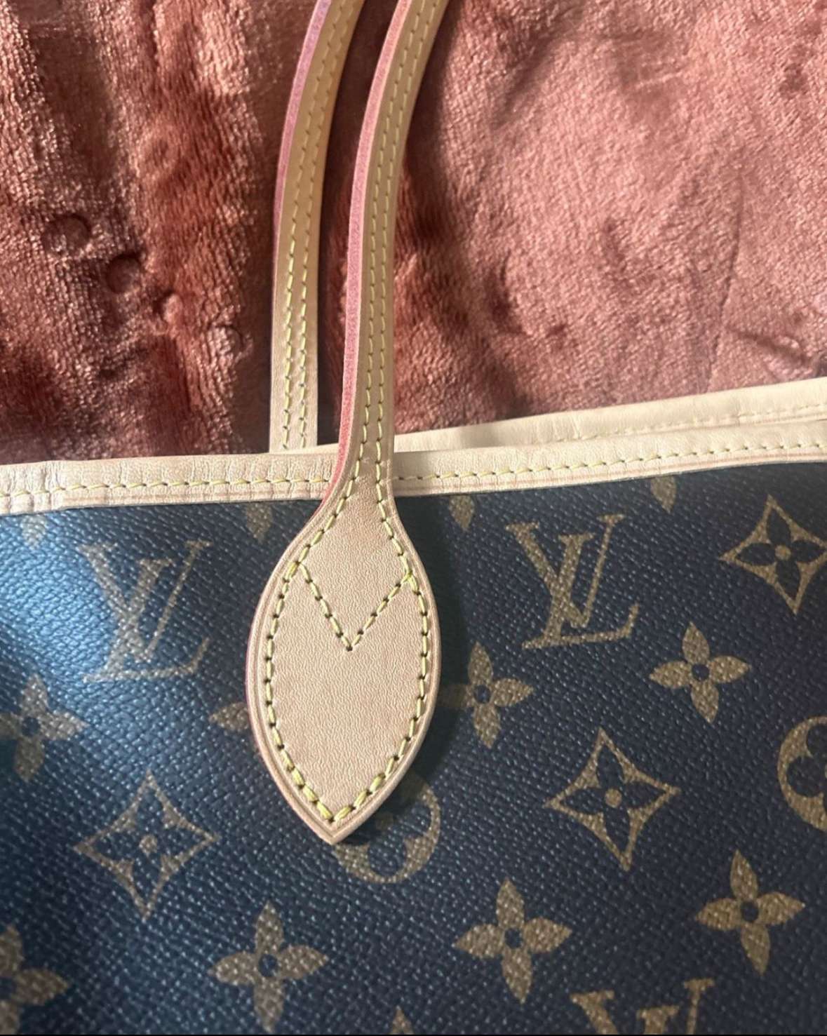 Louis Vuitton NF s clutch