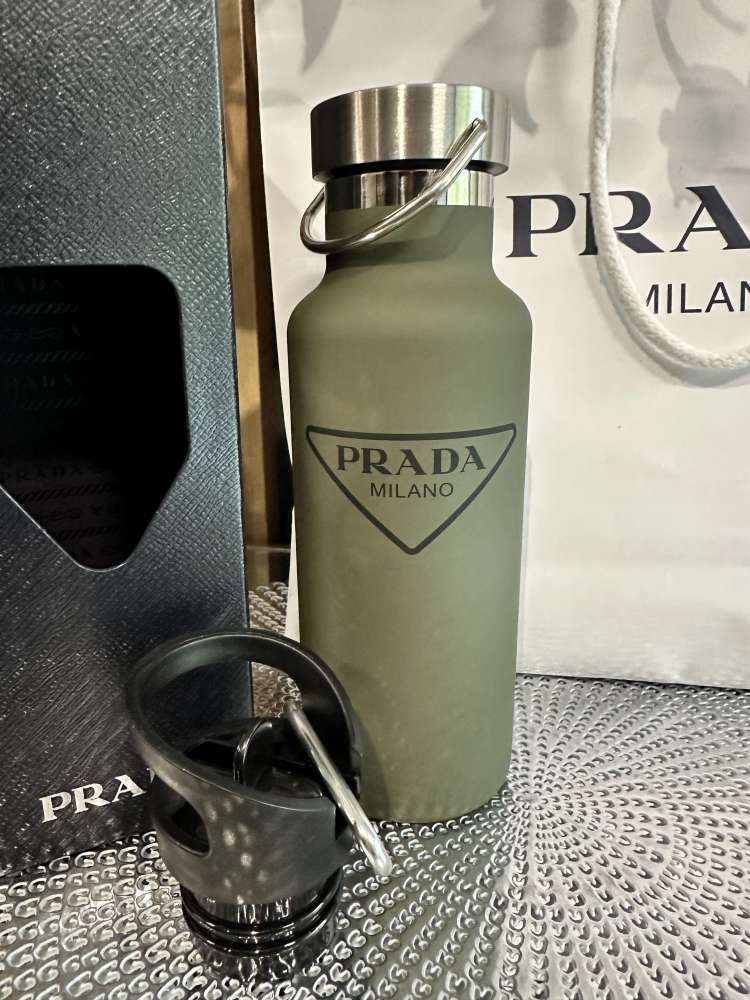 Prada termoska