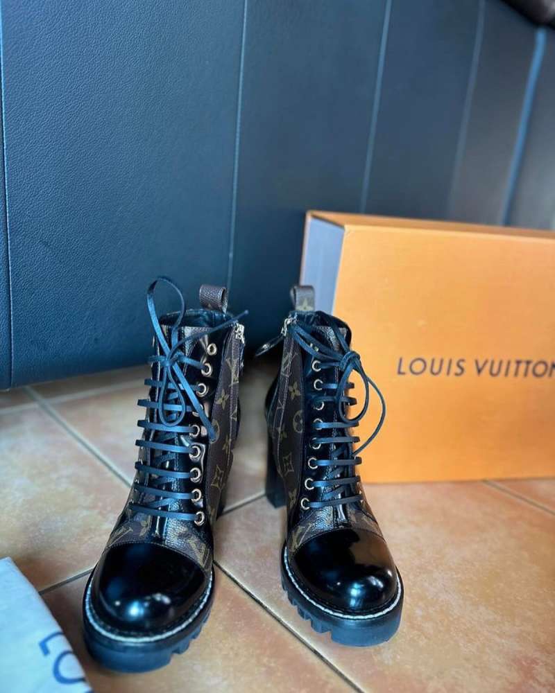 Louis Vuitton kotnicky