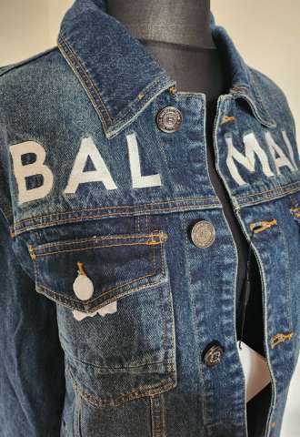 https://vipluxury.sk/Balmain Denim Jacket