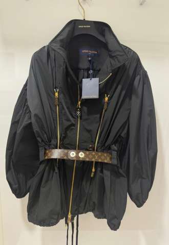 https://vipluxury.sk/Louis Vuitton bunda