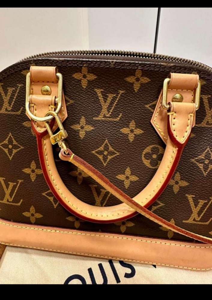 Louis Vuitton alma BB