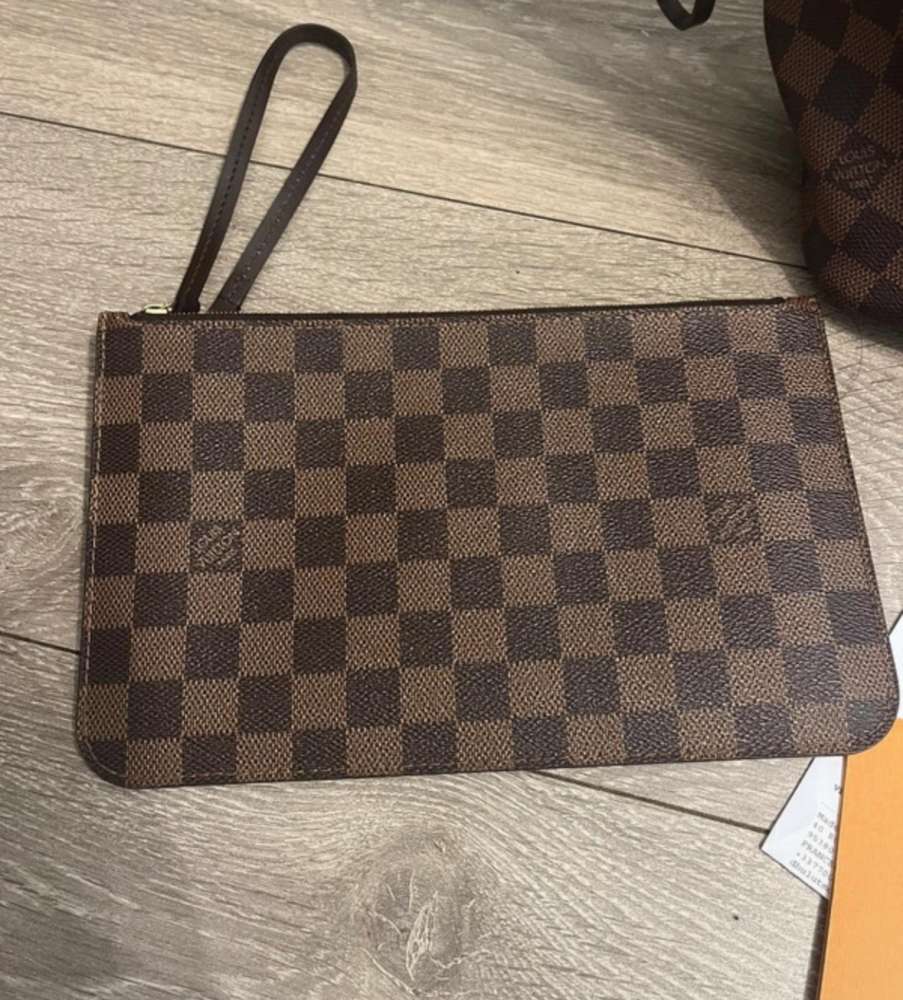 Louis Vuitton Neverfull MM