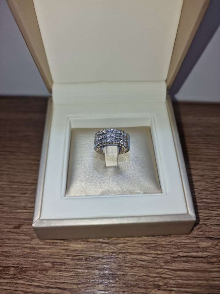 Dámsky prsteň 4.90CT