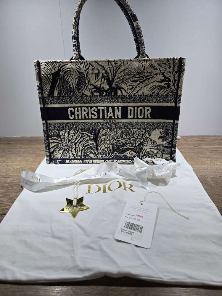 Christian Dior Tote Bag Medium