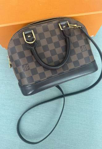https://vipluxury.sk/Louis Vuitton Kabelka