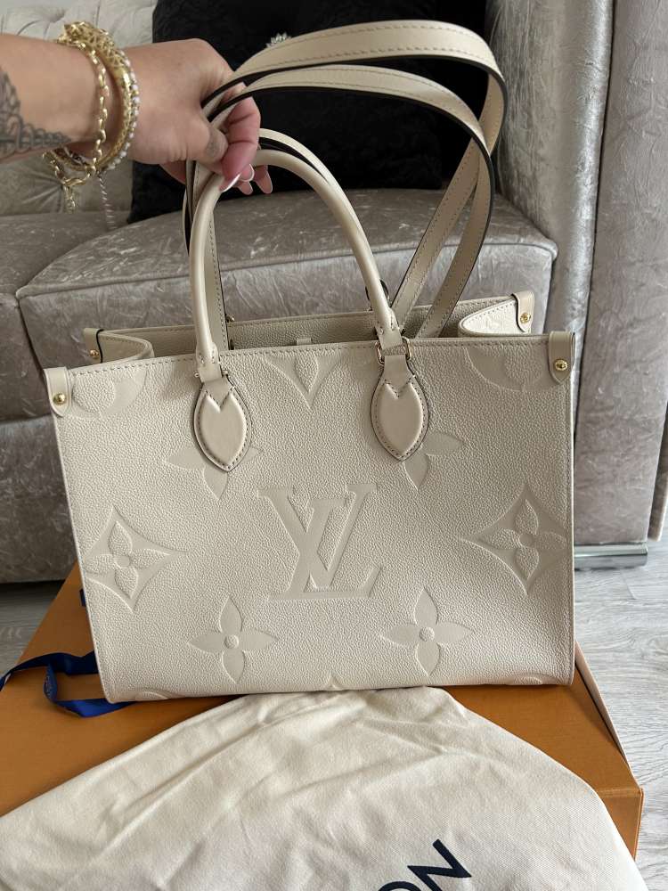 Louis Vuitton ONTHEGO kabelka