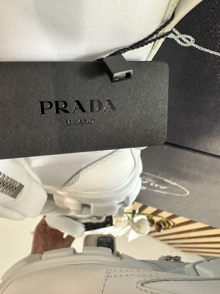 Prada topánky